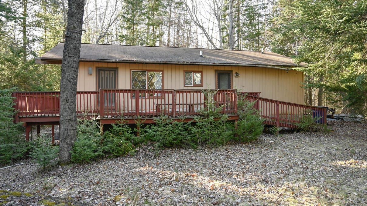 6821 Woodridge Dr Dr