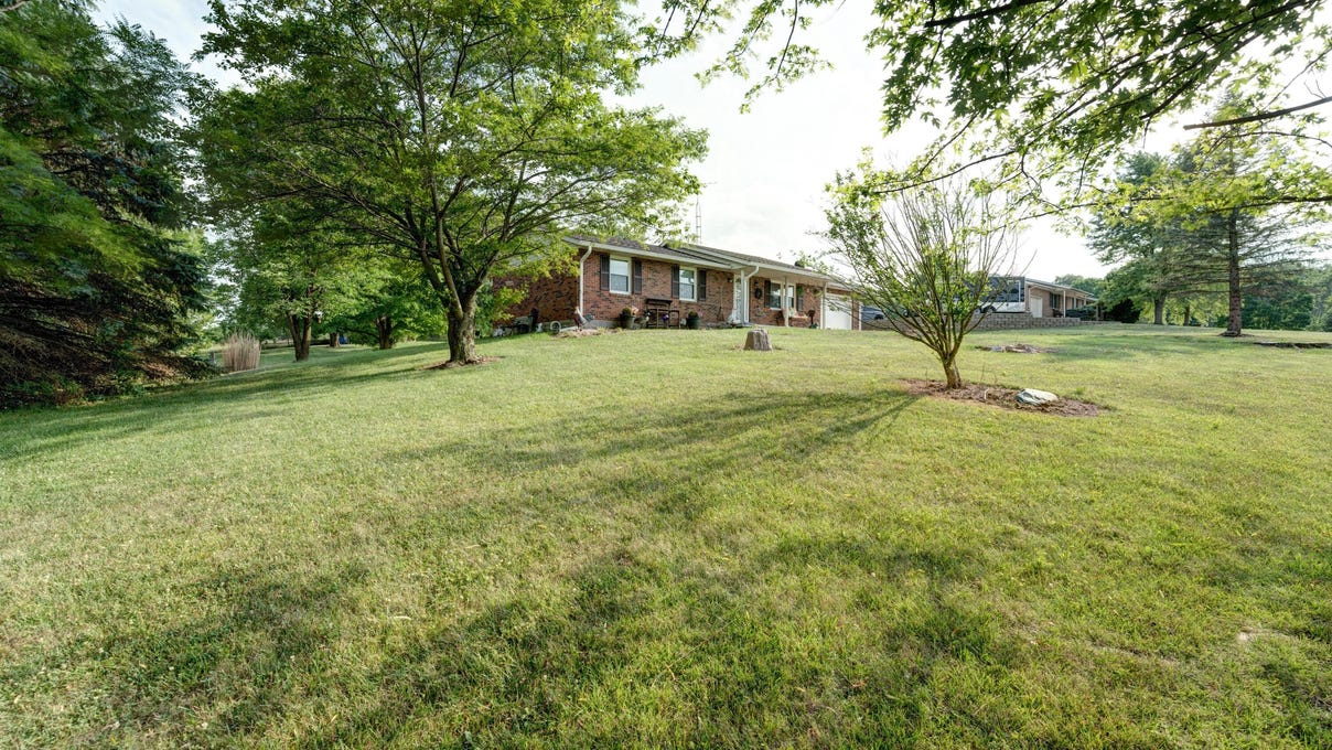 877 RUSH Rd  