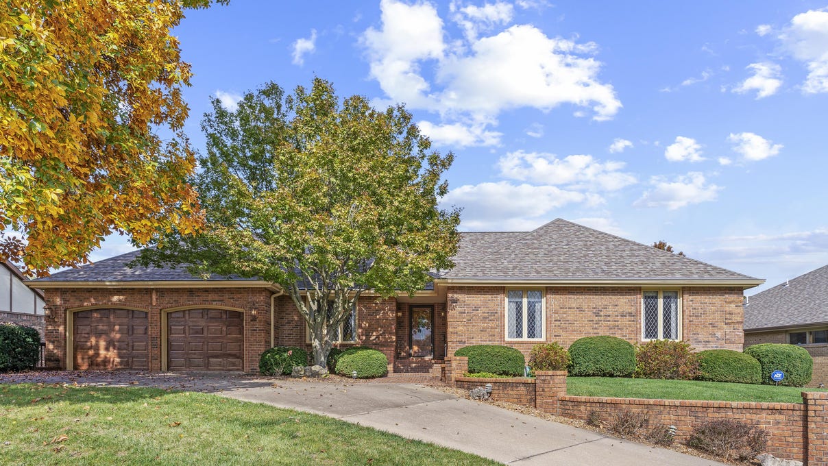 1931 East Nottingham St  