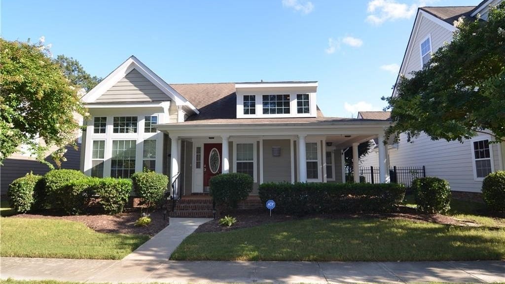 5513 Conservatory Ave  