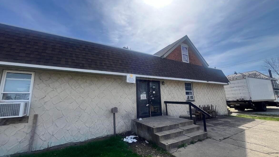 1321 E Livingston Ave  