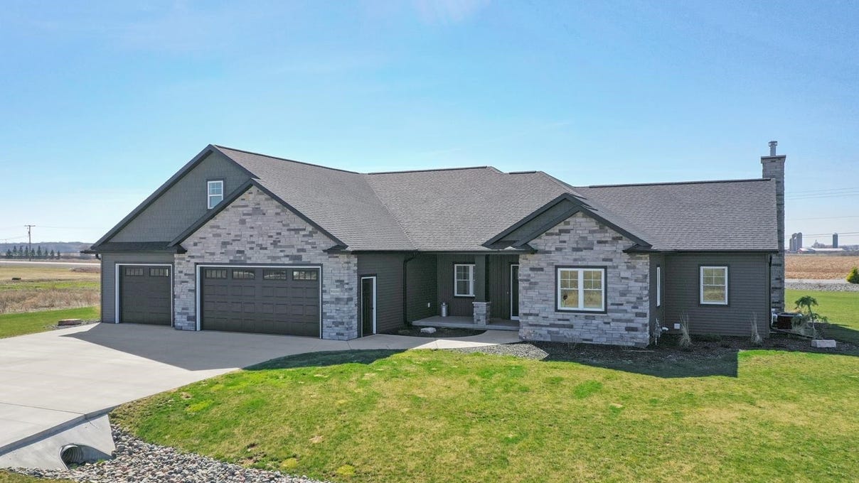 W2193 COTTON TAIL Lane, Kaukauna, WI 541302320 House for Sale