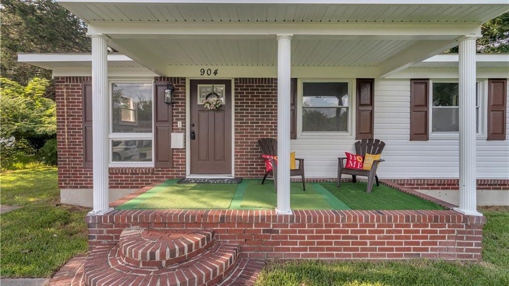 904 Liston Ln  