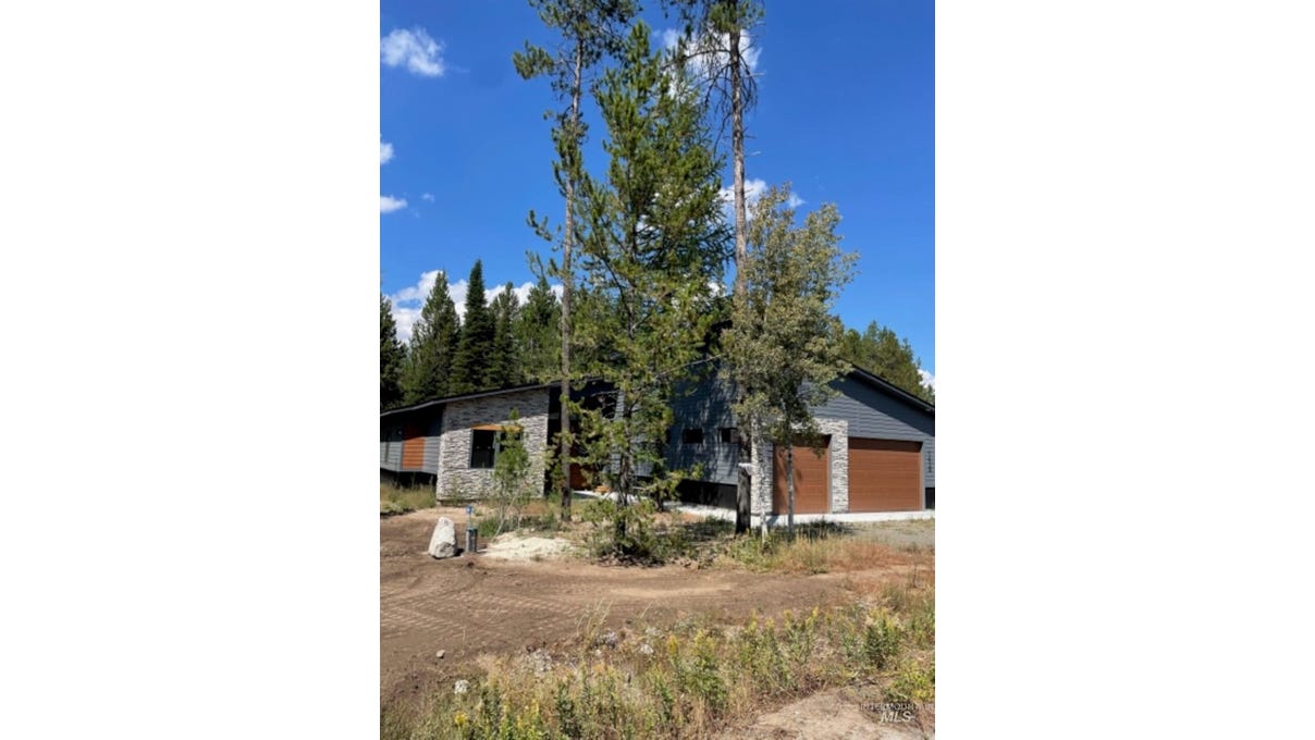 15 Gold Fork Bay Cir  