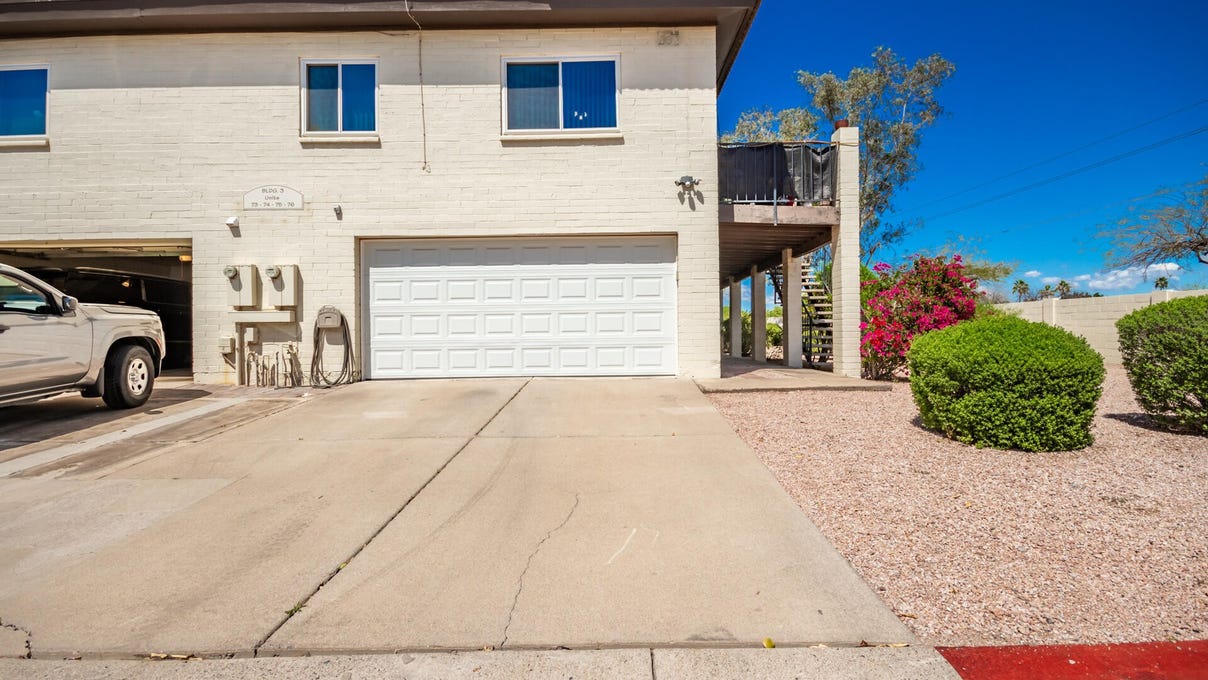 1916 W Morningside Dr  