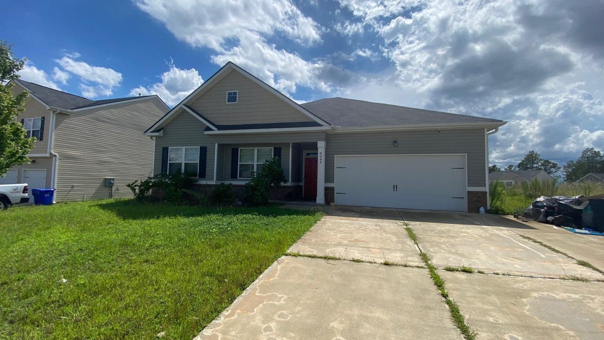 6085 Vermilion Loop Rd  