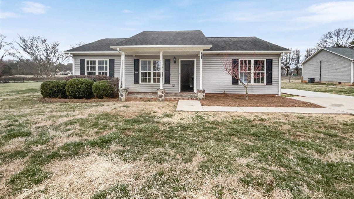 121 Potts Grant Lane, Statesville, NC 28625 House for Sale realestate