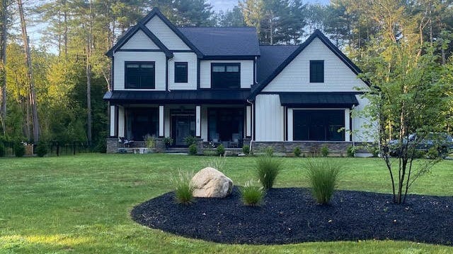 9 Forest Hls Blvd  