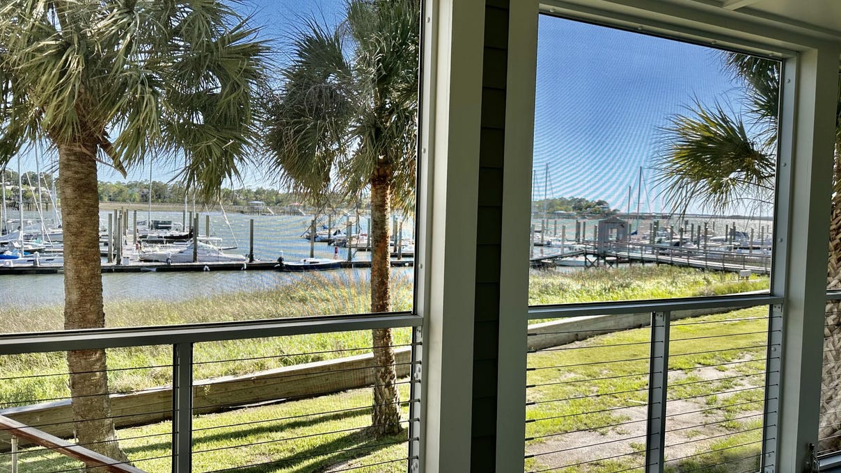 52 W Mariners Cay Dr