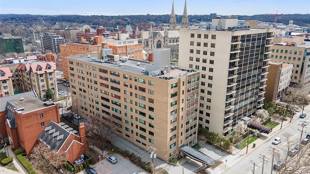 154 N Bellefield Ave  