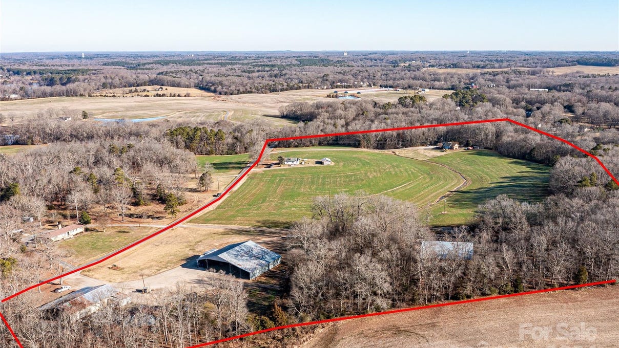 810 Macedonia Church Rd  