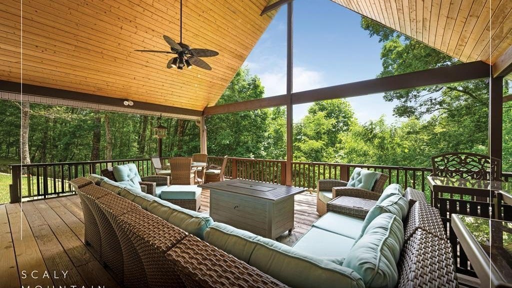 39 Trailwood Ln  