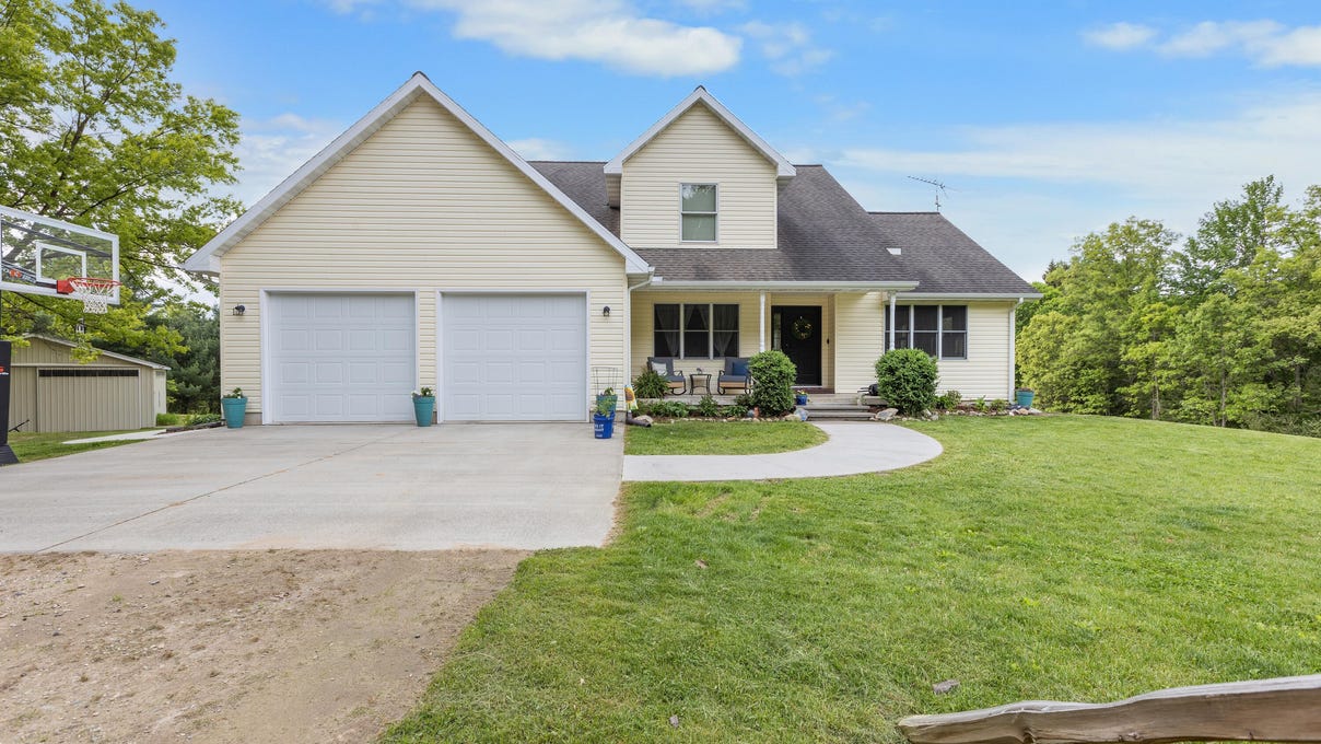 22843 12 MILE RD