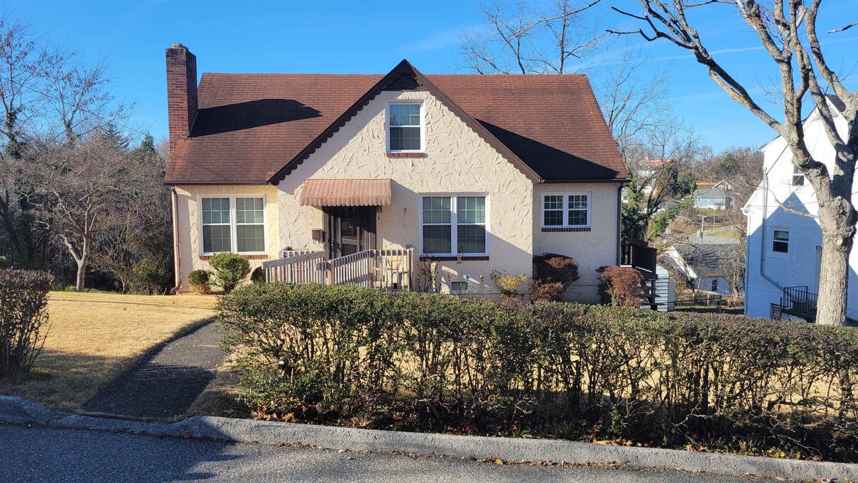 118 Linden Cir  