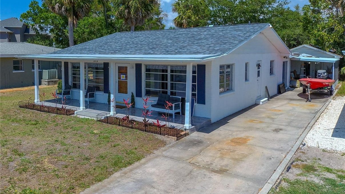 313 S SPRING BOULEVARD, TARPON SPRINGS, FL 34689 House for Sale