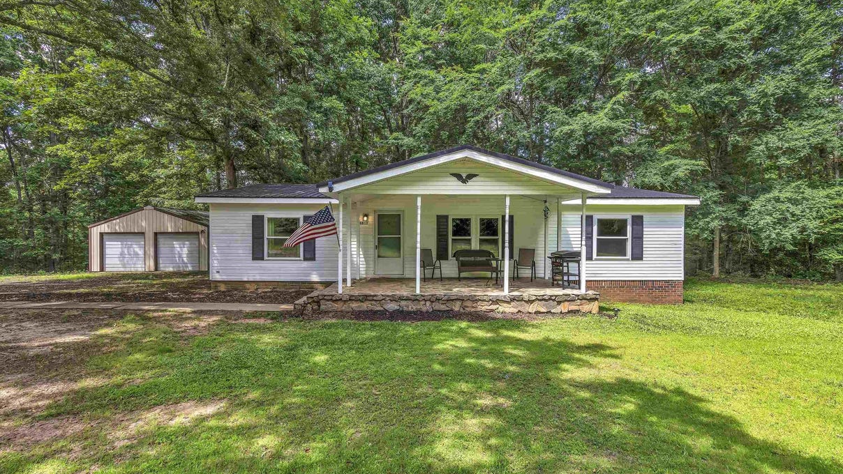 4801 Fairview Rd  