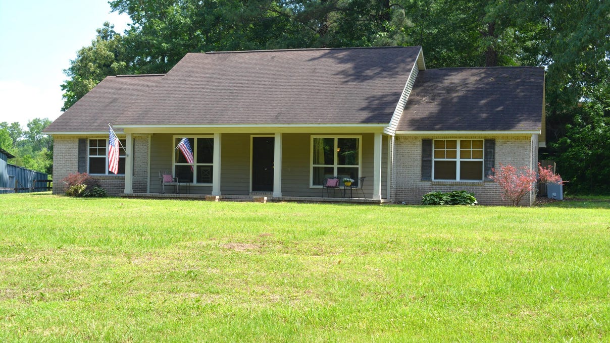 949 Rd 1310  