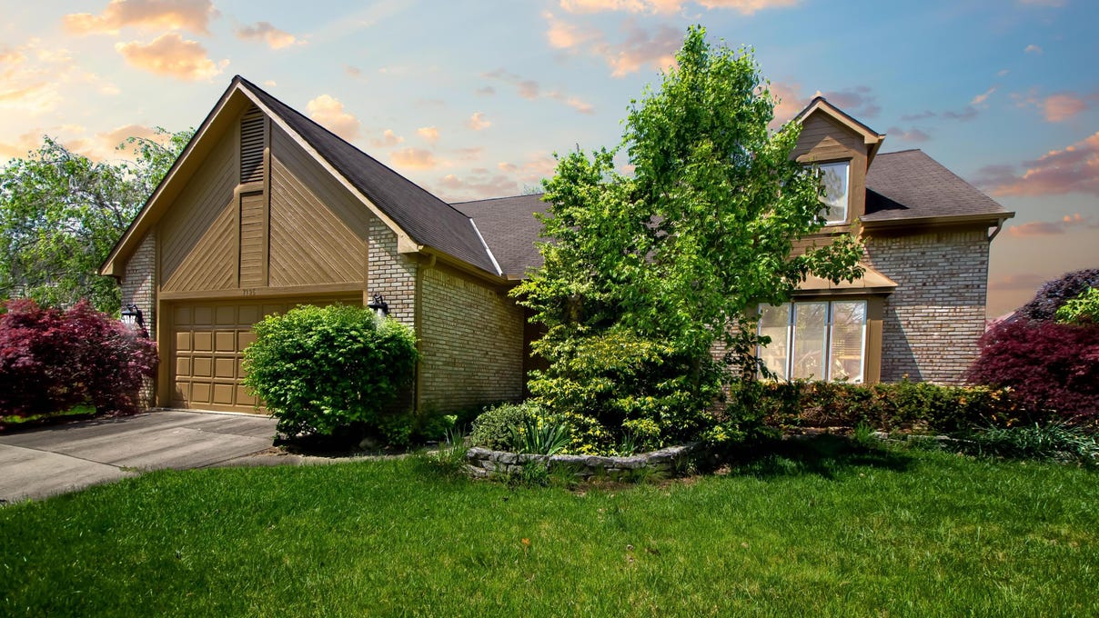 7195 Dominick Ct  