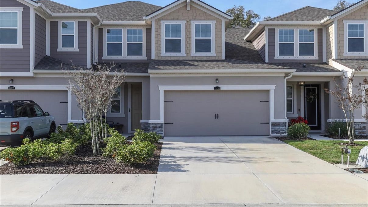 11454 ROLLING Grn Dr  