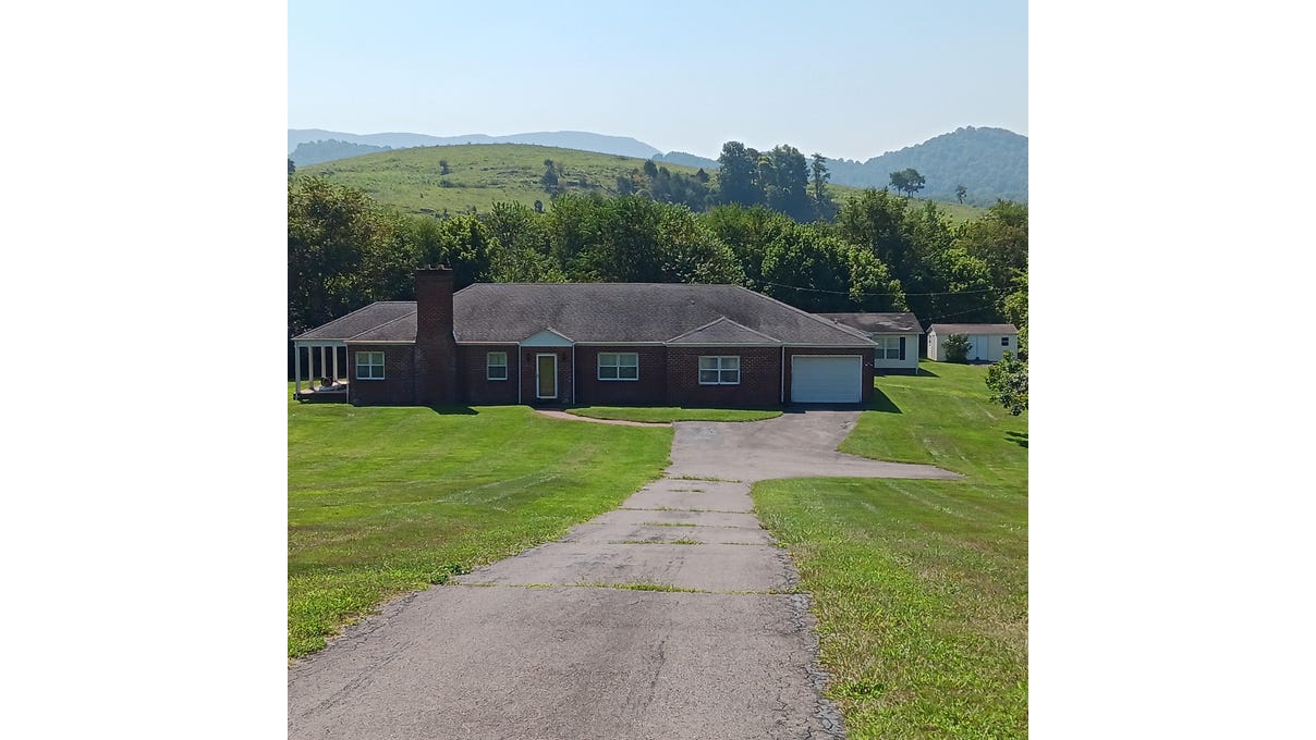 3083 North 71  