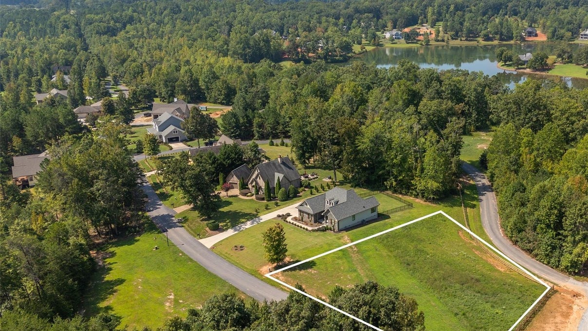 0000 Hollymoorside Dr  