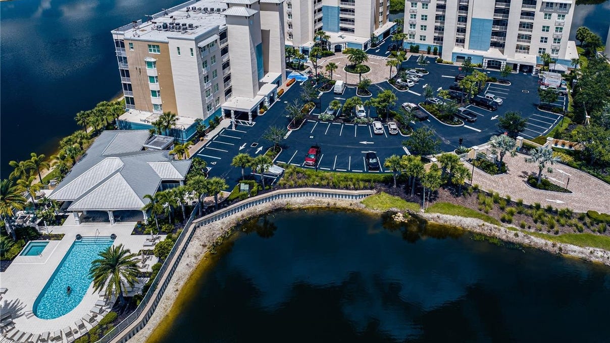 10520 BOARDWALK Loop  