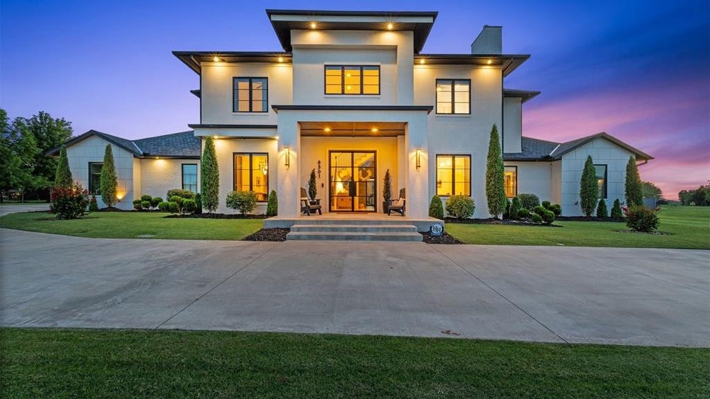 6301 Gold Cypress Dr  