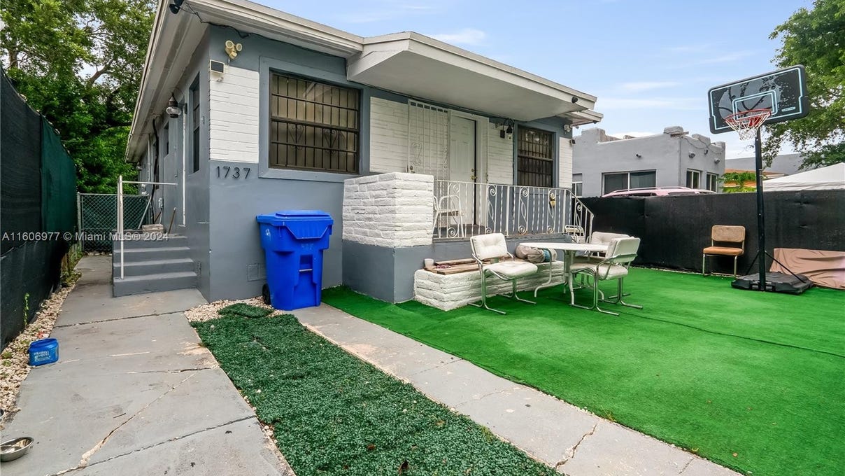 1737-1739 NW 47th Ter  