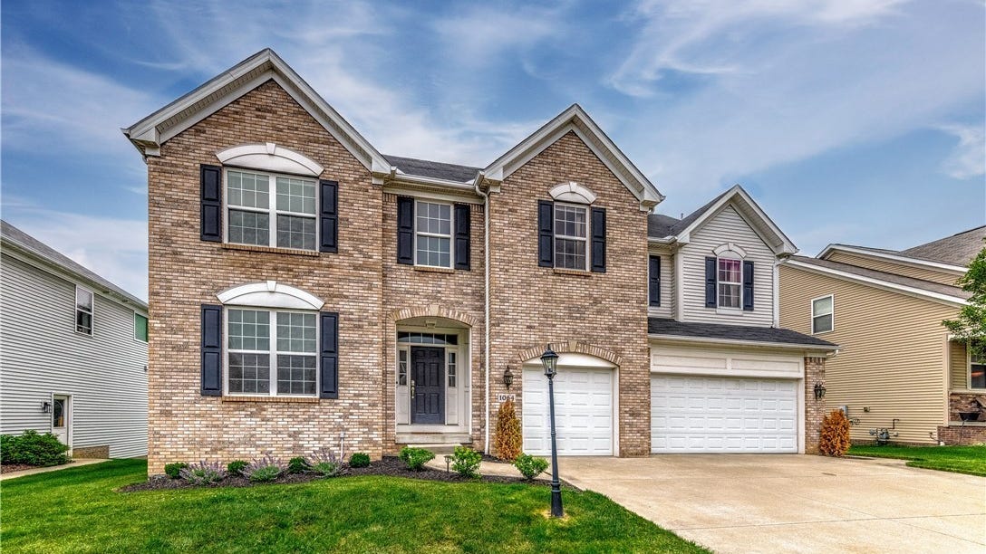 1064 Morning Glory Dr