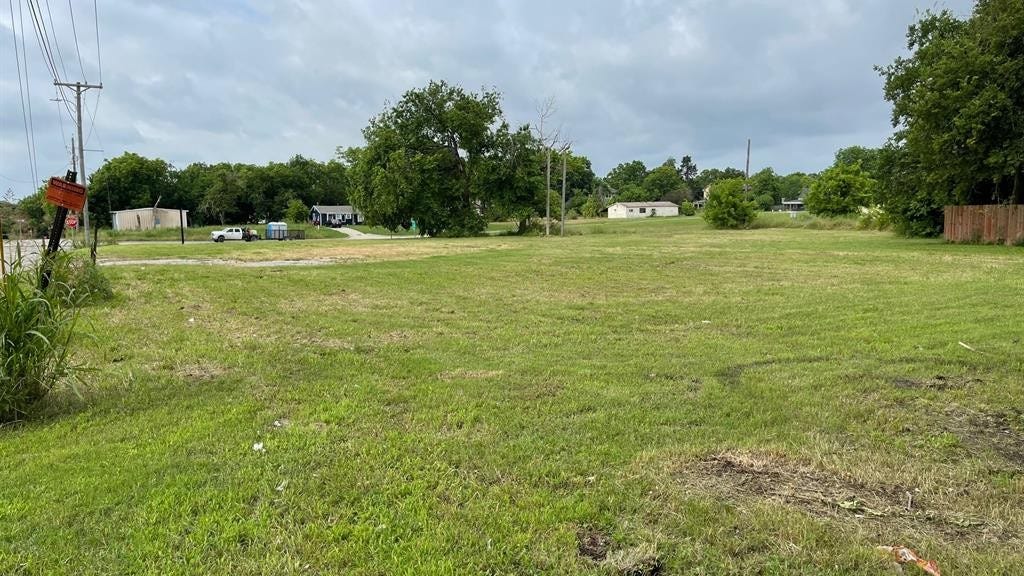 19ab Audie Murphy Pkwy  