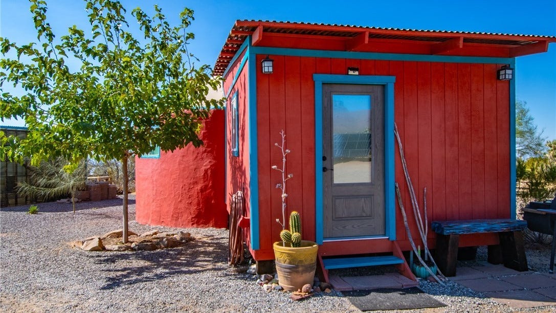 6343 E Mountain Vw Dr