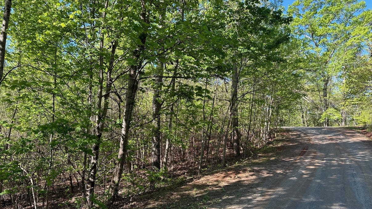 V/L Unit 10 Deer Xing Dr  