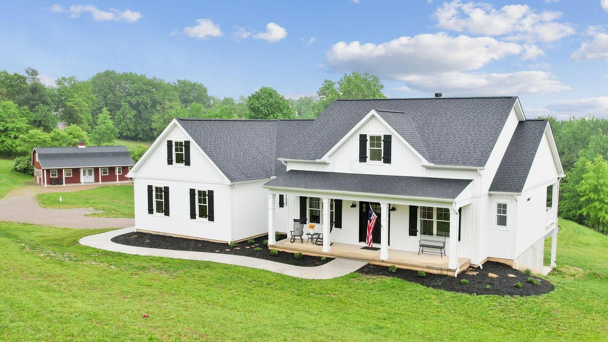 5989 Township Rd 139  