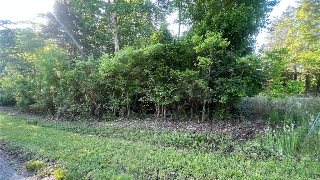 1242 Lakeview Hts Dr