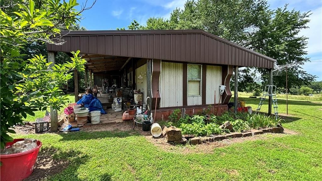 20286 Tamaha RD  