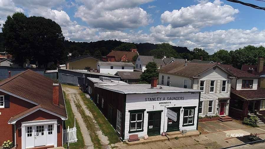 352 3rd Ave