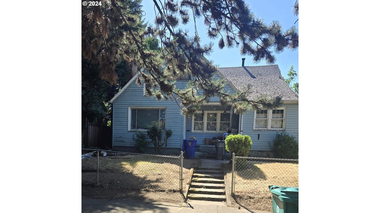 6205 NE Garfield Ave