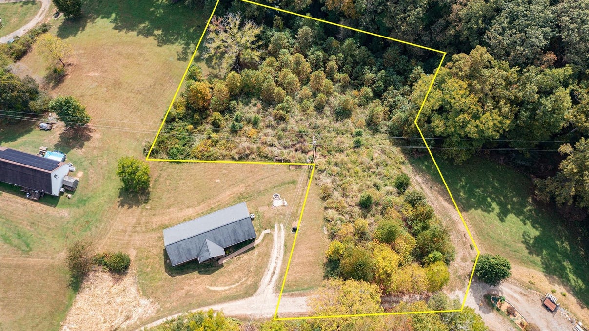 38 46 Sparrow Hawk Ln