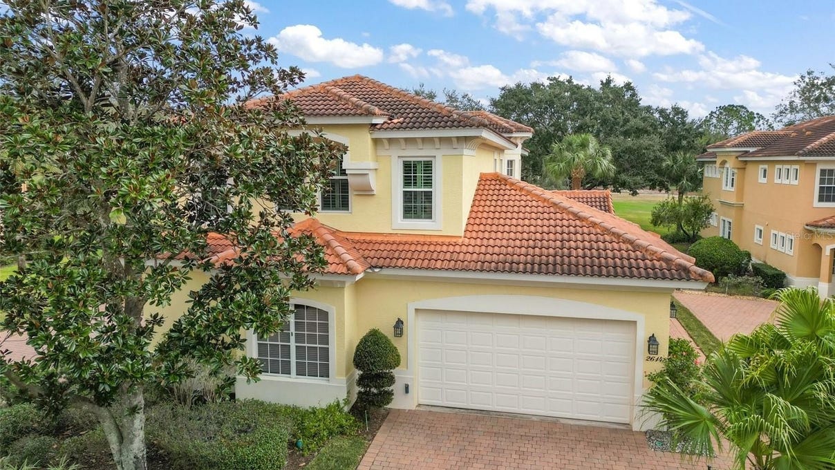 26148 AVENIDA LAS COLINAS