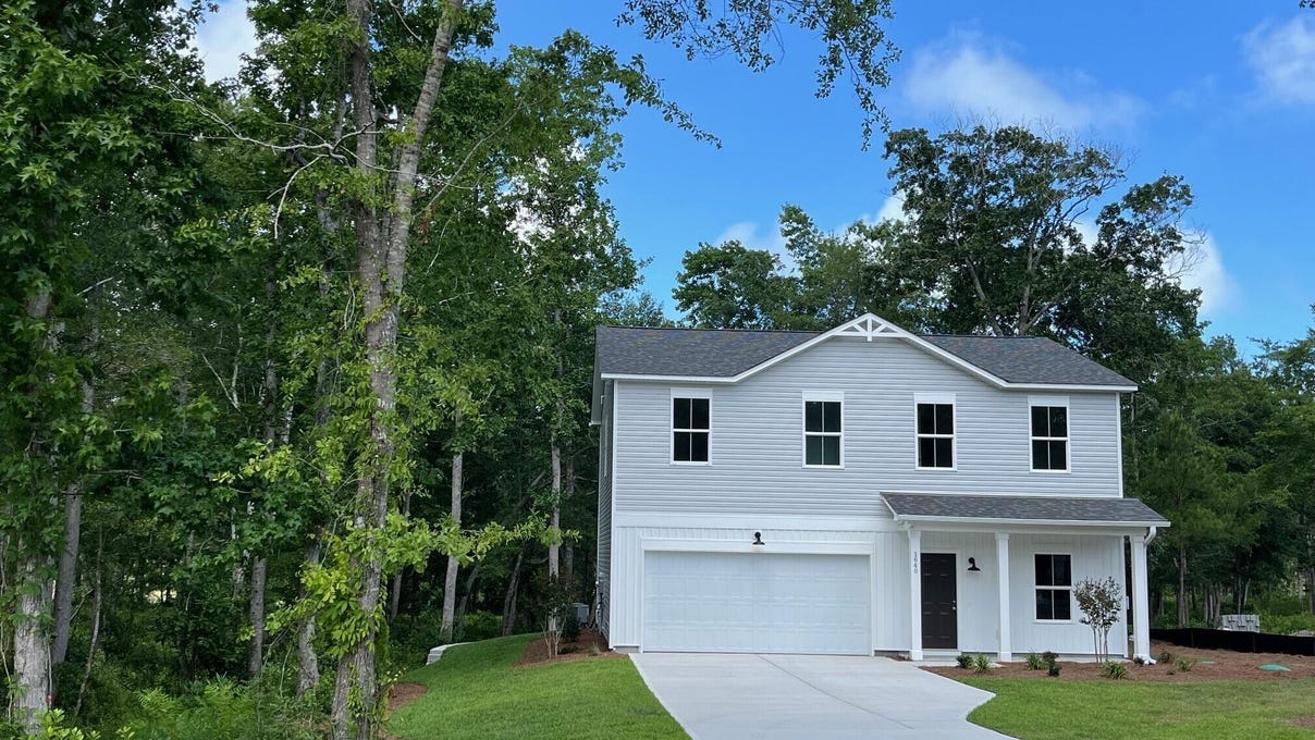 1640 Star Cross Dr SW