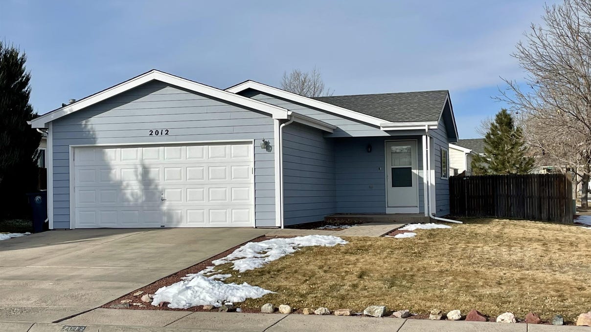 2012 GRASSLANDS PKWY, Cheyenne, WY 82001 Townhouse for Sale