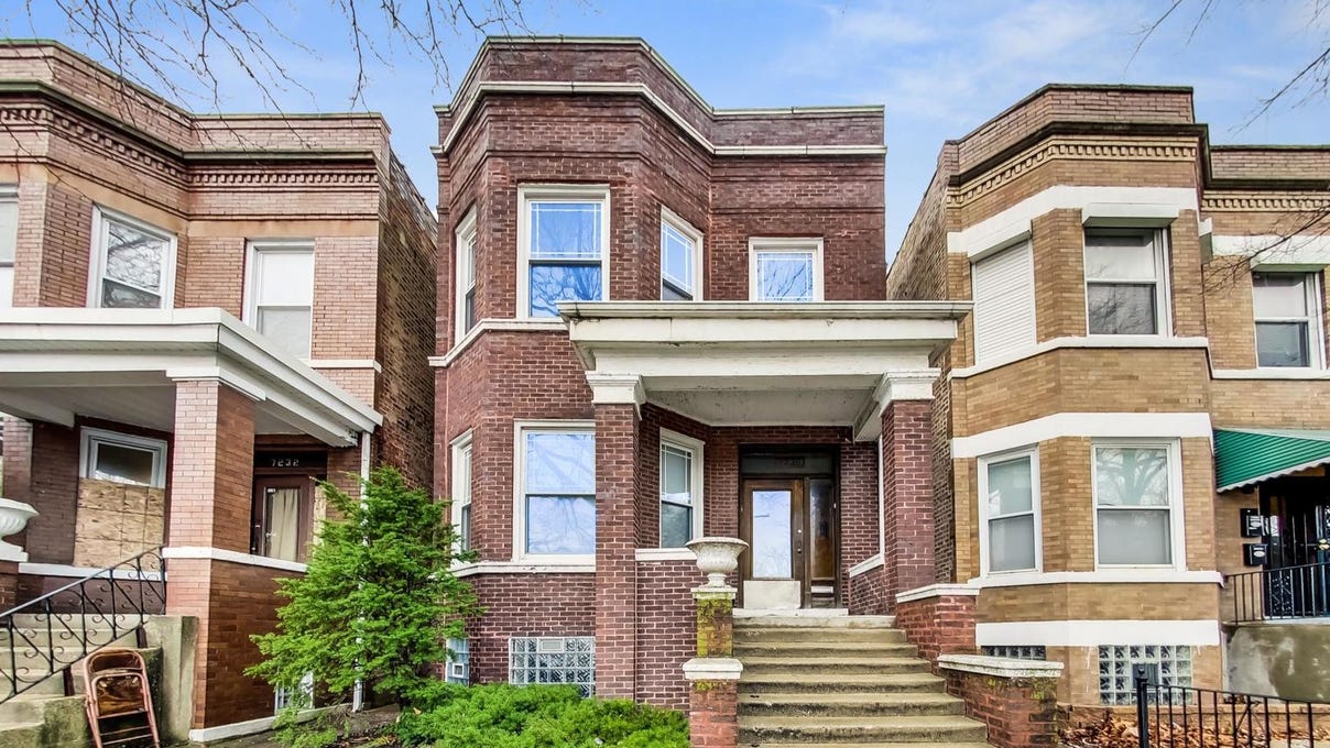 7230 S Saint Lawrence Ave  