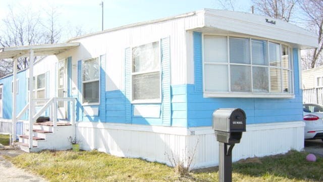 202 Moon Rover Dr  