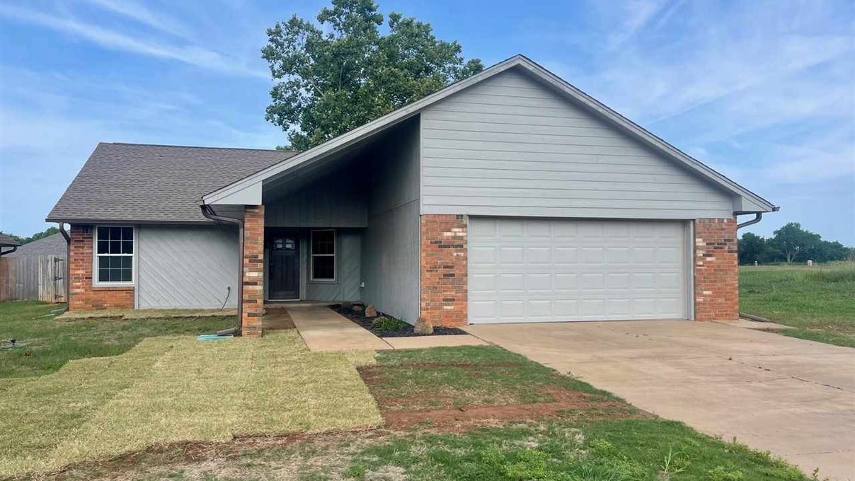 4606 N Greenvale Cir  