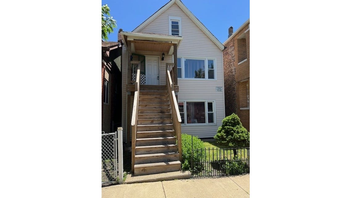 4115 S Maplewood Ave  