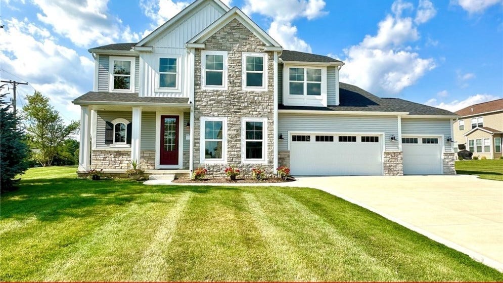 2693 Ledgestone Dr NW