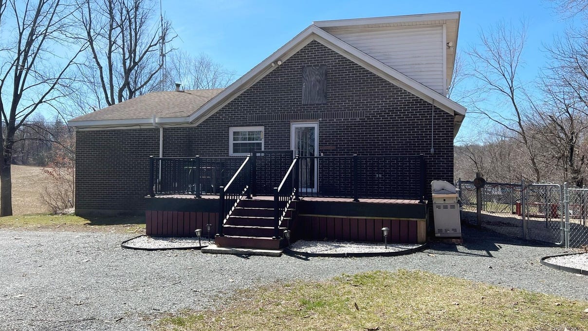 21 Taylor Way, Poestenkill, NY 12196 House for Sale