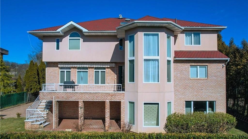 10 Todt Hill Court, Staten Island, NY 10304 House for Sale realestate