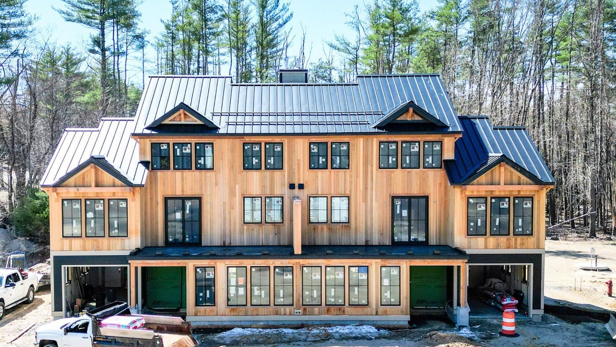 3 Black Diamond Rd  