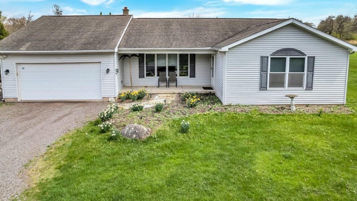 123 Post Office Road, Sweet Valley, PA 18656 House for Sale